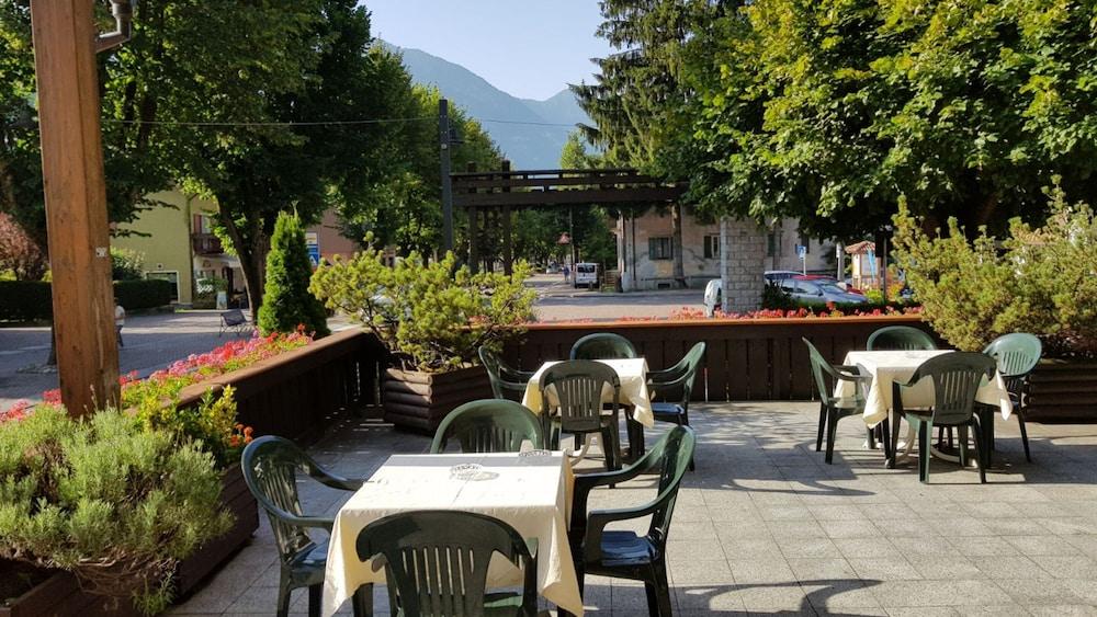 Hotel Pinzolo-Dolomiti Екстер'єр фото